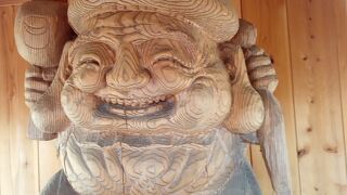 にこかなお顔の大黒天様