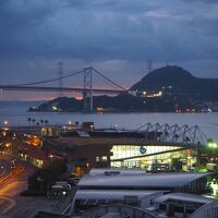 バルコニーから関門海峡大橋