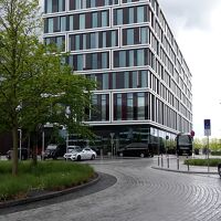 ホテルの前に有名サッカーチームのバスが停まっていました！