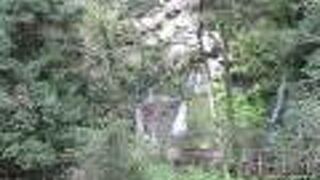 湧水の滝です。