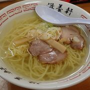 こんな透明なスープのラーメン初めて、さらに1杯500円と満足！