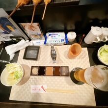 どのソースで食べるが美味しいかは教えてくれます