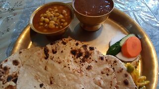 インドやネパールの料理、インド風中華まで色々楽しめるお店