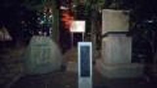 浅草神社の境内にある