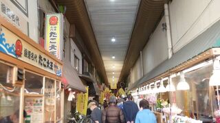 昭和レトロな人気市場。