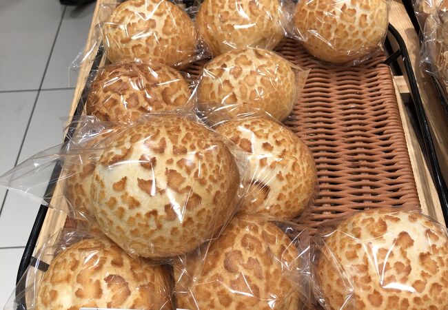 大人気の横浜発祥のパン屋さん