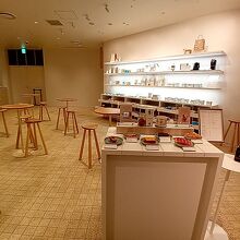 ブルーボトルコーヒー 銀座カフェ