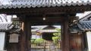 関係者以外の立ち入りは禁止