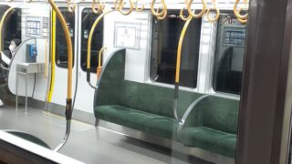 ２２７系ロングシート車両