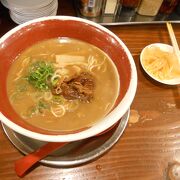 徳島駅前にある徳島ラーメン店