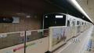 博多駅から、休日ダイヤの終電に乗車