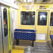 駅の直前にトンネルがあるモノレール