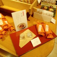 たねや 日本橋三越店