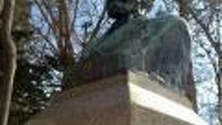 半身のクラーク像