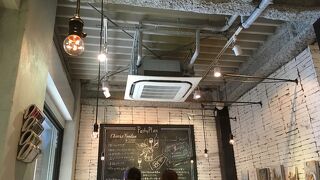 カフェ＆ブックス ビブリオテーク 東京・自由が丘