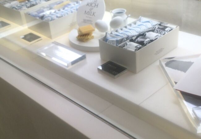 「黒船カステラ」