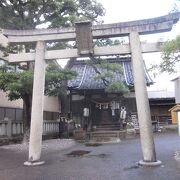 小さな神社