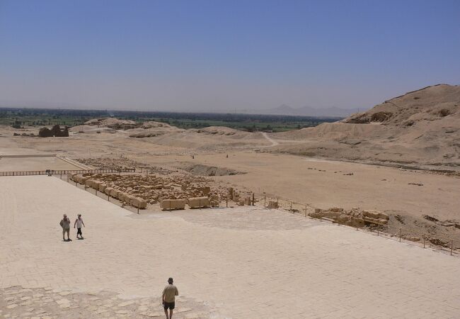 古代エジプトの首都はテーベ