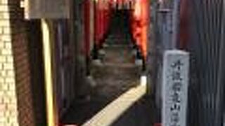 亀山稲荷神社が残る丹波国亀山藩京屋敷跡
