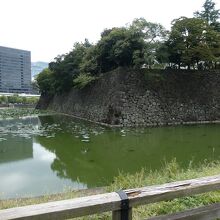 清水門橋から見る清水濠