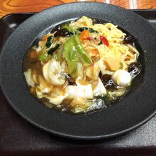 「五目焼きそば」です。