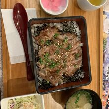 和風ステーキ丼