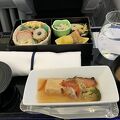 国際線機材、ランチ