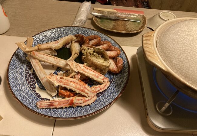 予約制の蟹料理