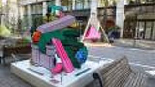 アート作品が点在