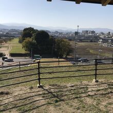東門跡の高台より