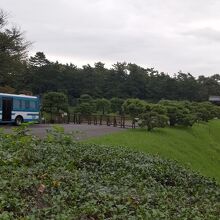 半蔵門には  警察車両あり