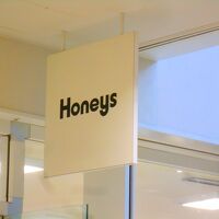Honeys (天保山マーケットプレイス店)
