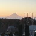 窓から富士山