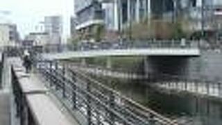 近すぎてスカイツリーの撮影にはむしろ不向きな橋