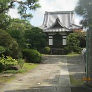 烏山寺町の中にある寺の一つです。