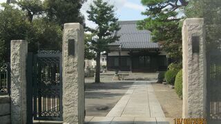 烏山寺町の中にある寺の一つです。