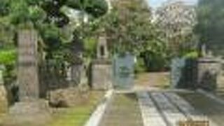 烏山寺町の中にある寺の一つです。