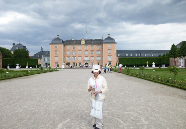 ドイツの美味・シュパーゲル（白アスパラ）はプファルツ選帝侯のシュヴェツィンゲン宮殿で栽培されていた。