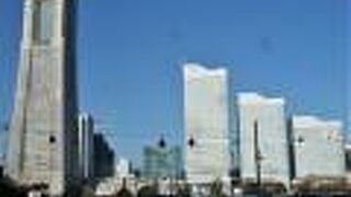 ＋高層ビル群に新規性の景観が;<YOKOHAMA AIR CABIN>！