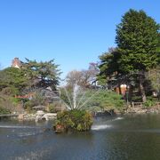 日本庭園もある市街地にの公園