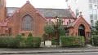 れんが造りの礼拝堂