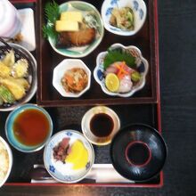鯛めし膳　品数も多く鯛めしも食べられて満足！
