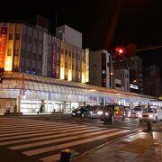 宮崎市ど真ん中交差点にある山形屋はいいローカル百貨店