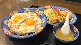 今治のB級グルメ「焼豚玉子飯」