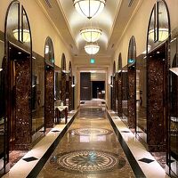 15階から上層階へ行くエレベーターホール。ひと際美しかった！
