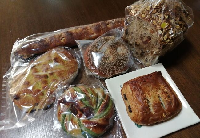 「抹茶あんぱん」が秀逸