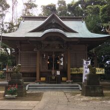 堀出神社　拝殿