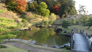 金沢城公園にある玉泉院丸庭園です。 