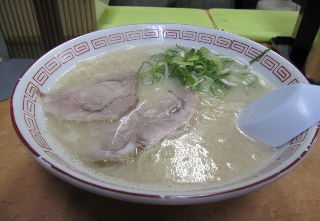 博多に行くと必ず寄るラーメン店