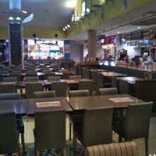 EXPASA海老名(下り) ショッピングコーナー